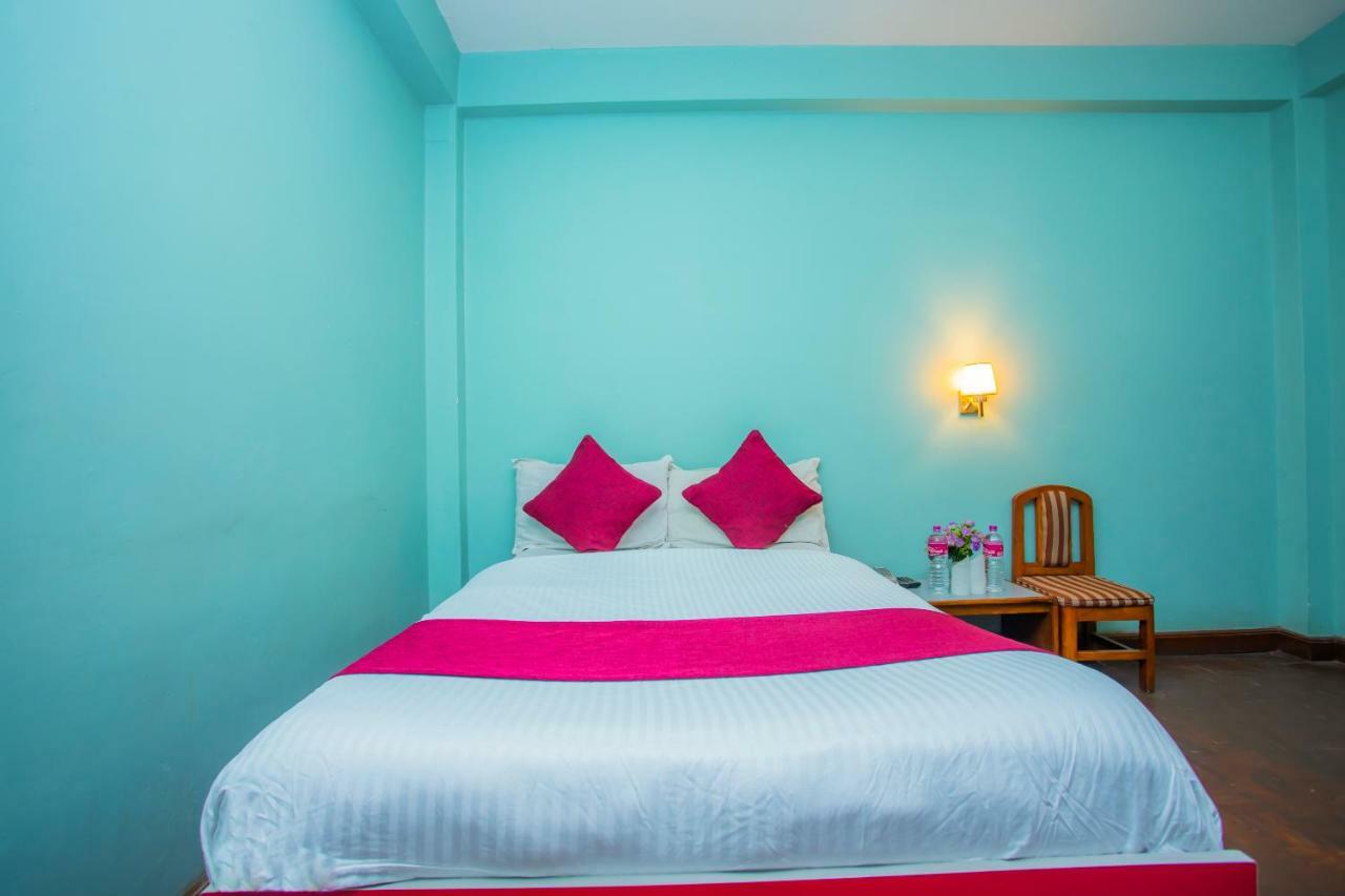 Spot On 445 New Hotel Natureland Pokhara Exterior foto
