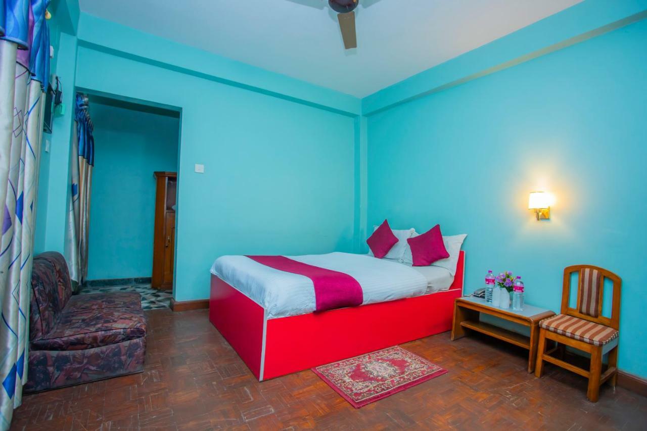 Spot On 445 New Hotel Natureland Pokhara Exterior foto